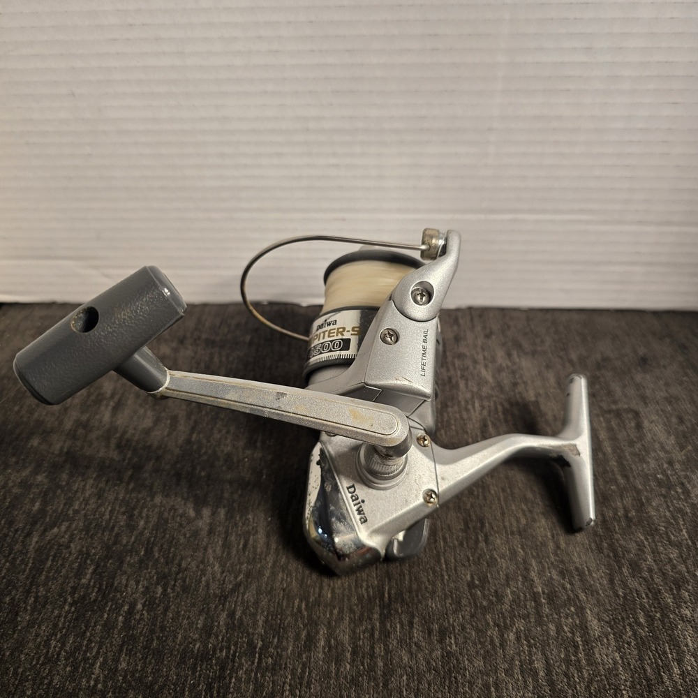 Daiwa JUPITER-S 4500 Reel Ball Bearing Gyro Spin Lifetime Bail